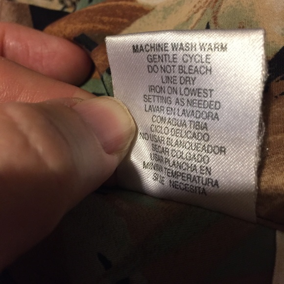 •💥Floral print blouse from K.C. Studio💥 - Picture 8 of 8